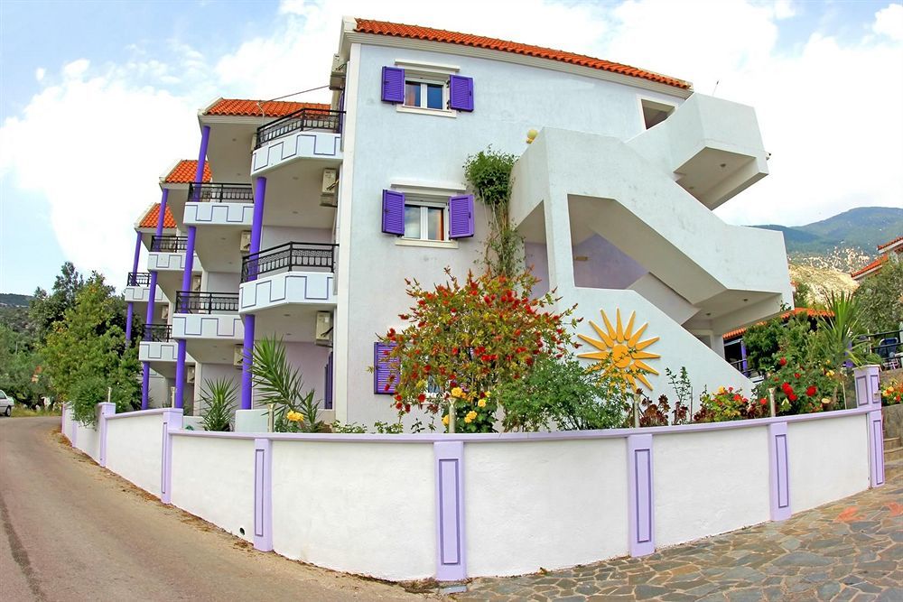 Lygies Apart Hotel Muszáta Kültér fotó